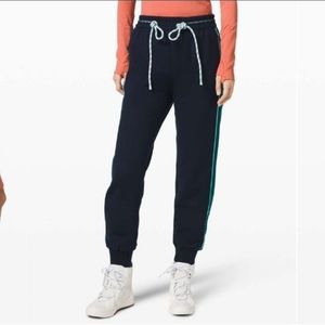 Lululemon Face Forward jogger